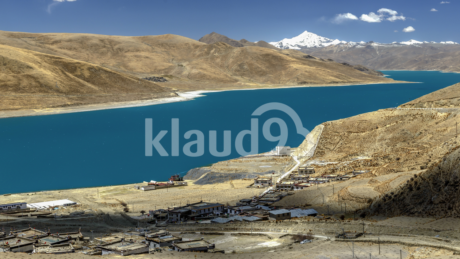 Aerial view of turquoise lake , at Yamdrok Lake, Tibet , China