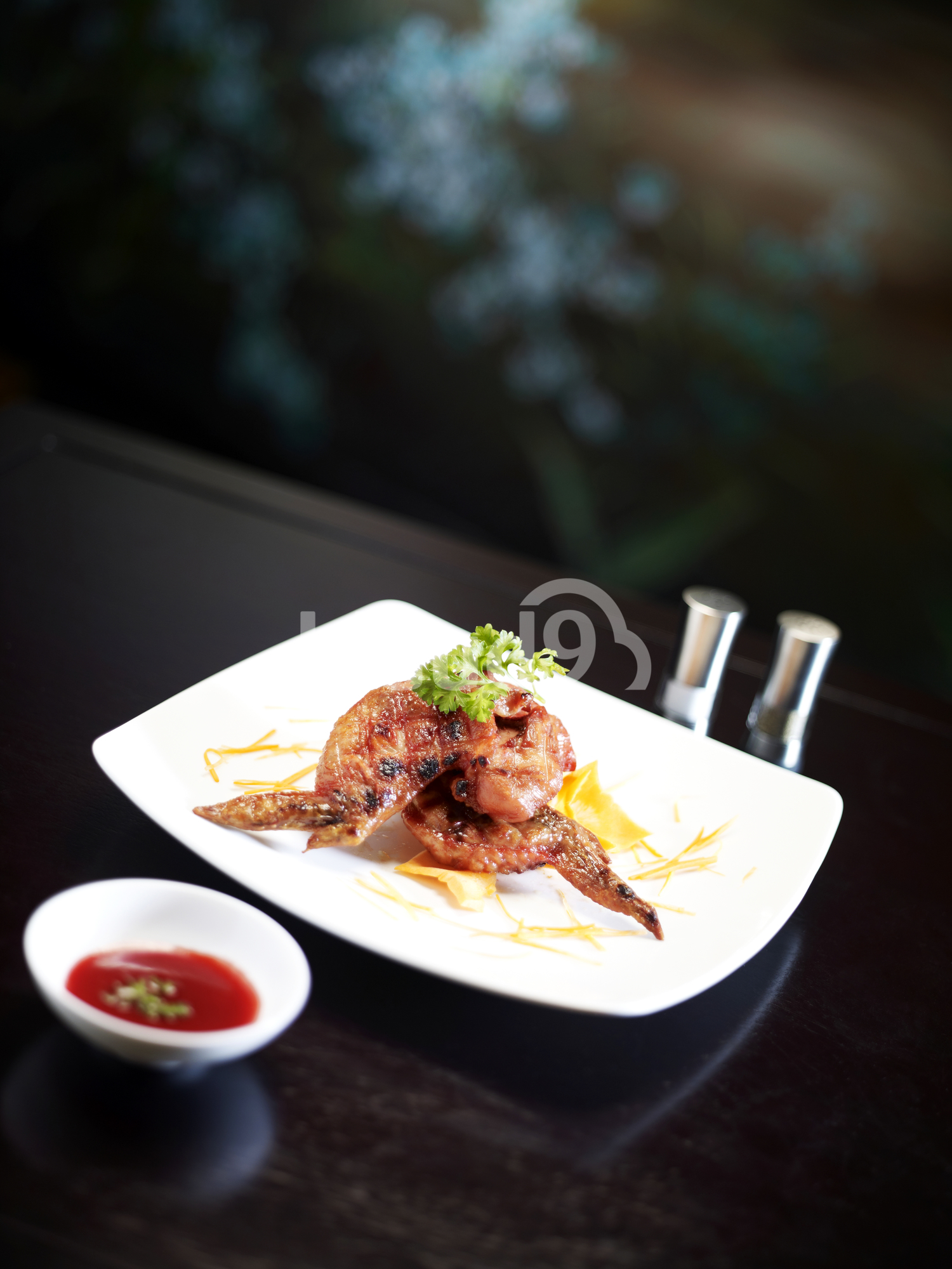 Vietnamese barbecued chicken wings