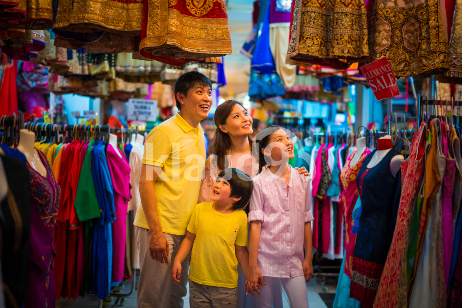 Family shopping in Tekka Mall, Singapore