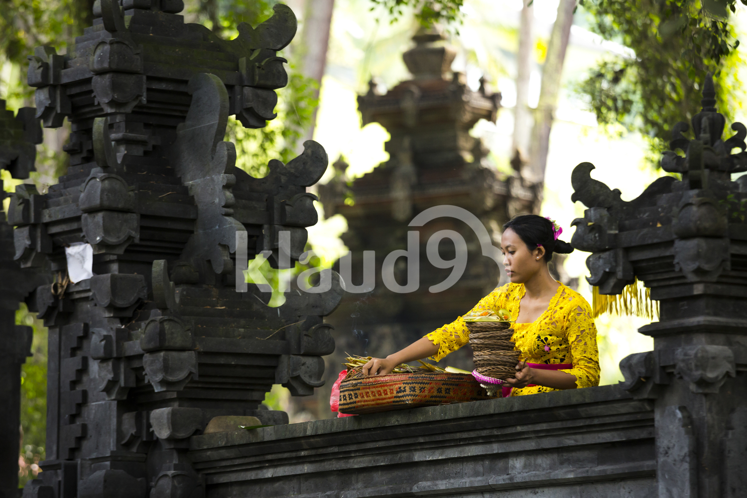 Balinese woman with offerings