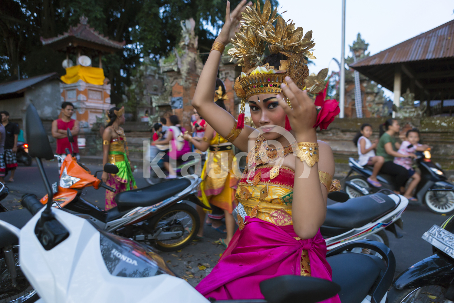 Performers getting ready for Kecak Dance