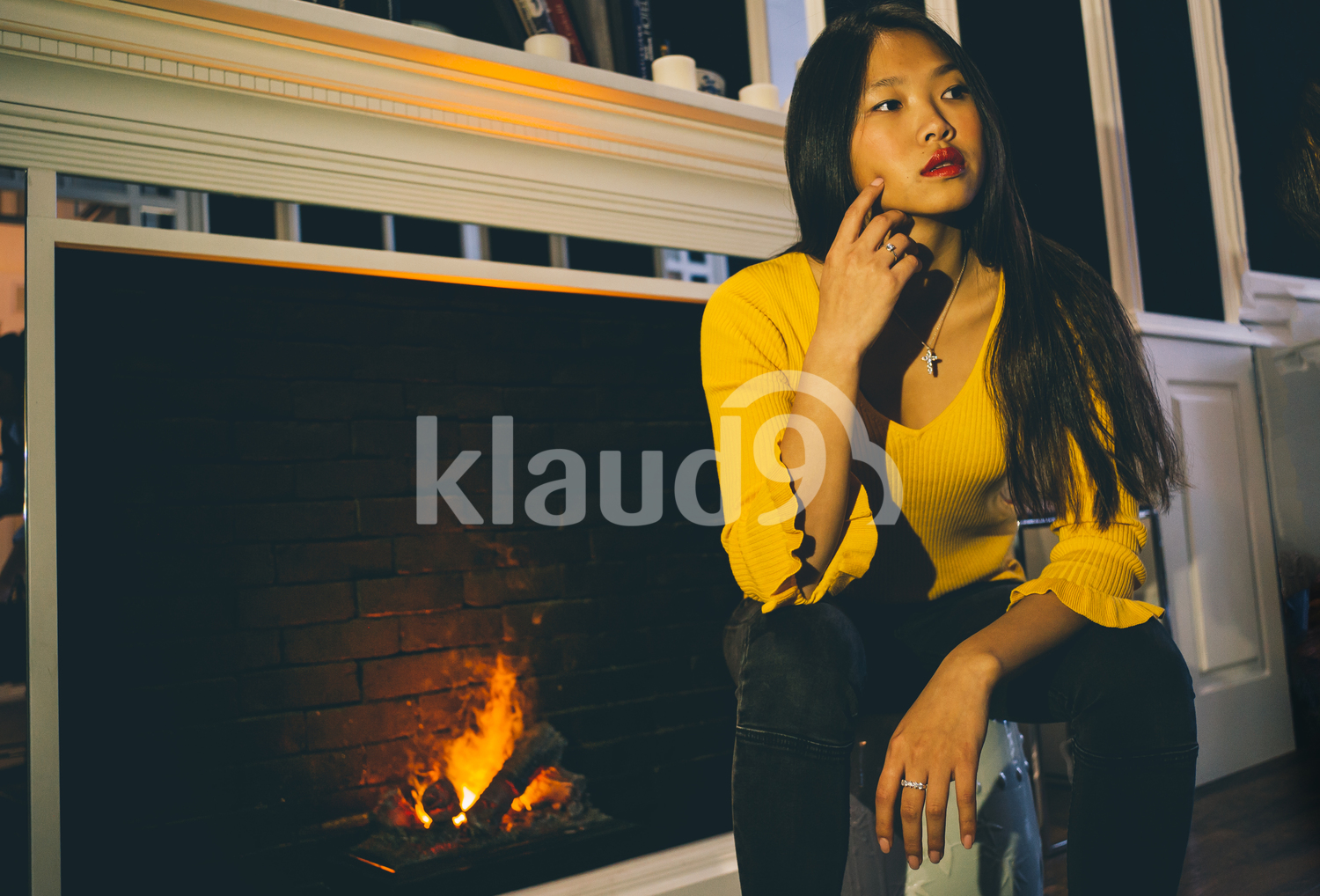 Long Hair Chinese woman