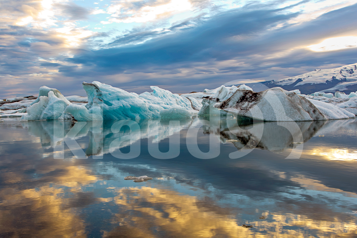 Jökulsárlón Glacier Lagoon Sunset