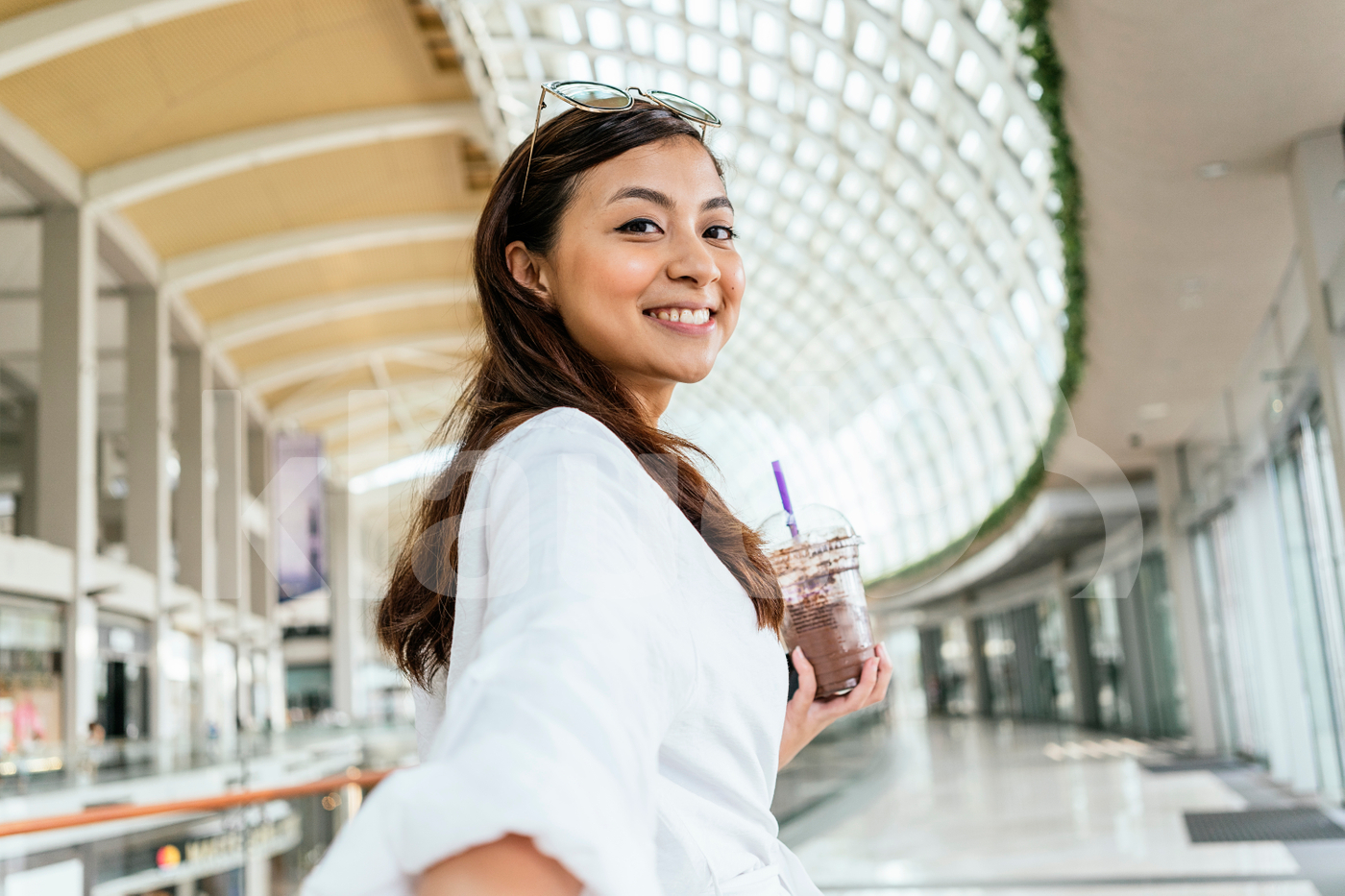 Smiling woman looking at the camera